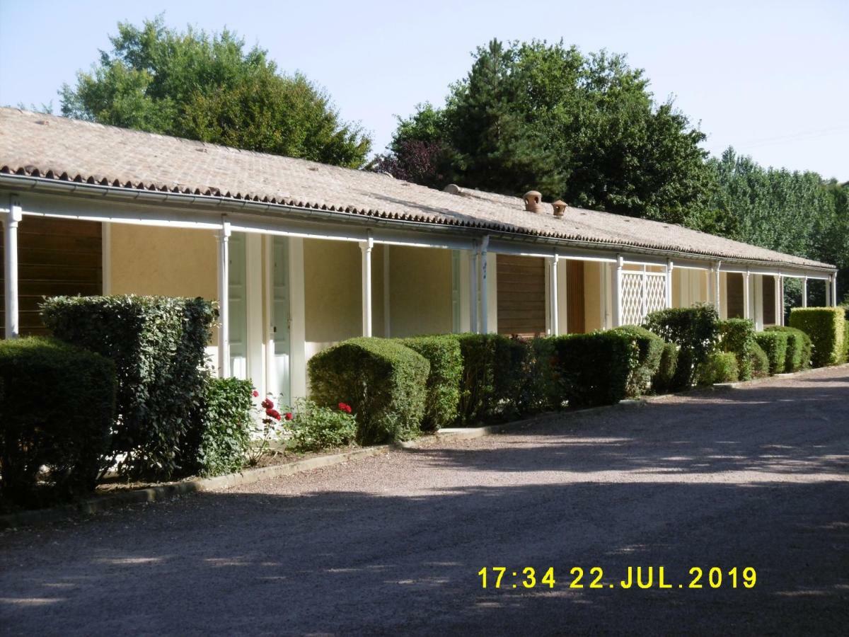 Logis Hotel Val De Vienne Le Vigeant Exteriör bild