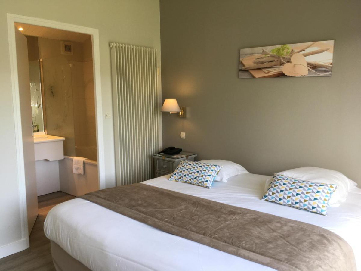 Logis Hotel Val De Vienne Le Vigeant Exteriör bild