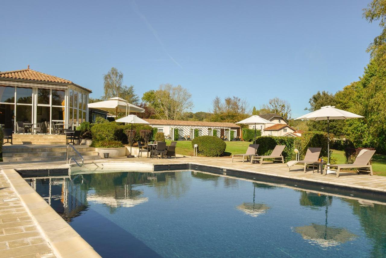 Logis Hotel Val De Vienne Le Vigeant Exteriör bild